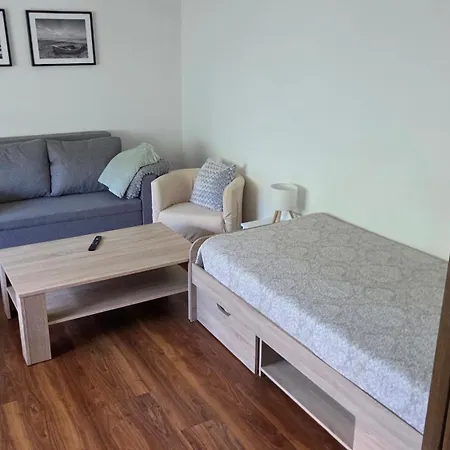 Apartment U Adama