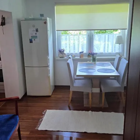 U Adama Apartment Oscadnica